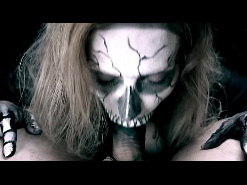 ❤️ Demon jente suger kuk med sin svarte munn og svelger cum. ❤️ Jævla video på porno no.tusar.top ﹏